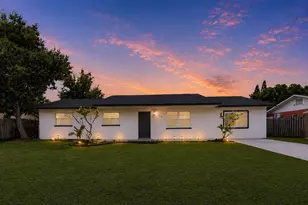 412 59th Ave Dr W, Bradenton, FL 34207 - Photo 1