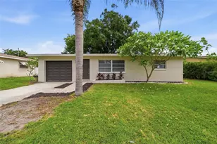 11325 110th Ave, Largo, FL 33778 - Photo 1