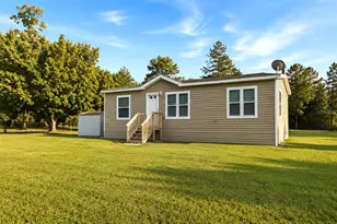45861 Raccoon St, Paisley, FL 32767 - Photo 1