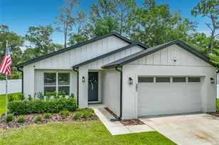 301 4th St, Geneva, FL 32732 - Photo 1