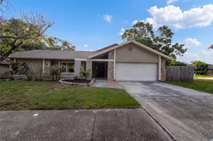 37 Osprey St, Safety Harbor, FL 34695 - Photo 1