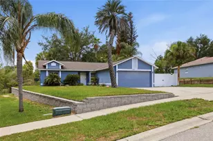 10641 Lake Ralph Dr, Clermont, FL 34711 - Photo 1