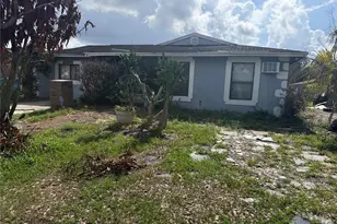 1765 Flores Ct, Orlando, FL 32811 - Photo 1