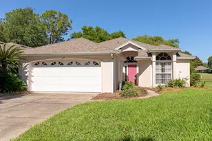 167 Juniper Way, Tavares, FL 32778 - Photo 1