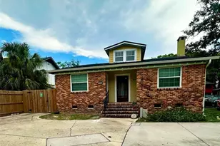 606 Lake Dot Cir, Orlando, FL 32801 - Photo 1
