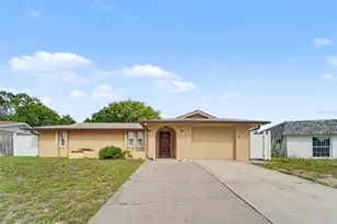 7612 Dale Dr, Port Richey, FL 34668 - Photo 1
