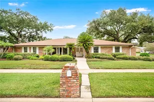 231 White Oak Cir, Maitland, FL 32751 - Photo 1