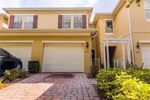 5827 Strada Capri Wy, Orlando, FL 32835 - Photo 1