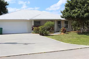 2422 SE 33rd St, Okeechobee, FL 34974 - Photo 1