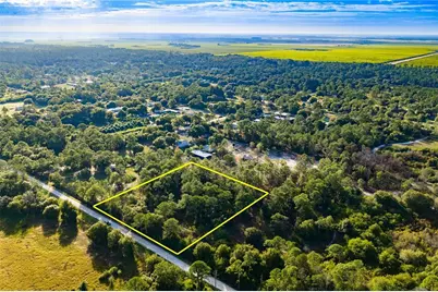 1752 Riviera Avenue, Clewiston, FL 33440 - Photo 1