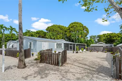 278 King Avenue, Key Largo, FL 33037 - Photo 1