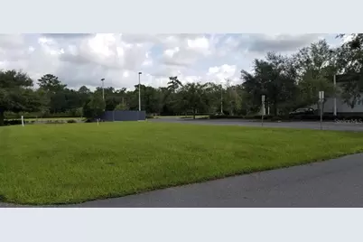 2400 NE 49th Terrace #300, Ocala, FL 34470 - Photo 1