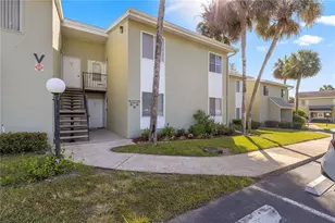 551 Fairways Dr, Ocala, FL 34472 - Photo 1