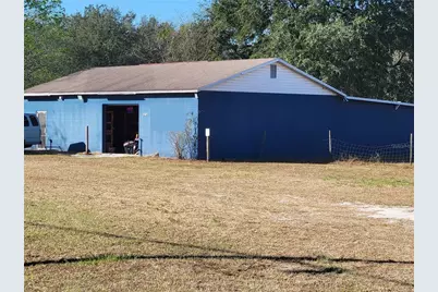 574 W Kings Highway, Center Hill, FL 33514 - Photo 1