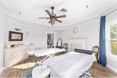 917 E Silver Springs Boulevard, Ocala, FL 34470 - Photo 1