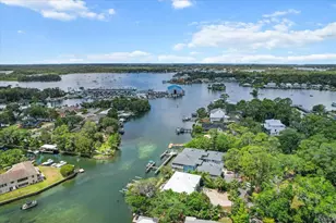 255 NW Bay Path Dr, Crystal River, FL 34428 - Photo 1