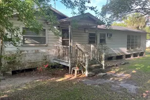 1004 NE 71st Ln, Ocala, FL 34479 - Photo 1