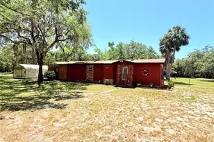 310 Debra St, Inglis, FL 34449 - Photo 1