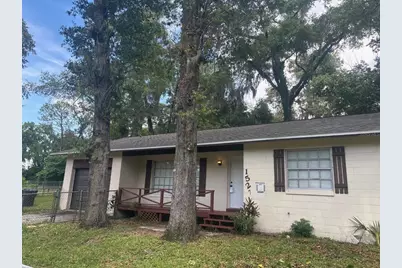 1527 NE 13th Avenue, Ocala, FL 34470 - Photo 1