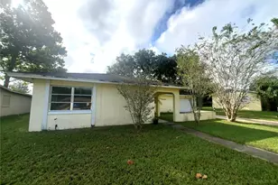 14231 SW 43rd Court Rd, Ocala, FL 34473 - Photo 1