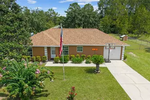 20351 SW Cardinal Ave, Dunnellon, FL 34431 - Photo 1