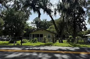 1629 NE 19th Ave, Ocala, FL 34470 - Photo 1