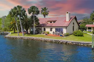 363 NW 14th Pl, Crystal River, FL 34428 - Photo 1