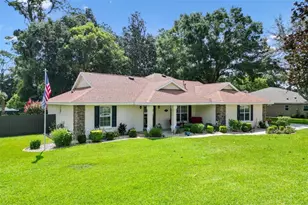 10405 SE 42nd Terrace, Belleview, FL 34420 - Photo 1