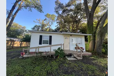 3925 NE 92nd Place, Anthony, FL 32617 - Photo 1