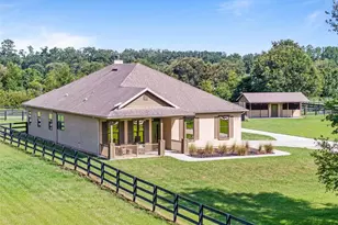 7346 NW 83rd Court Rd, Ocala, FL 34482 - Photo 1