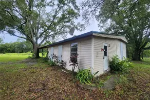 315 Creekwood Run, Lakeland, FL 33809 - Photo 1