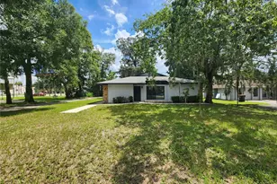 11121 SE 53rd Ct, Belleview, FL 34420 - Photo 1