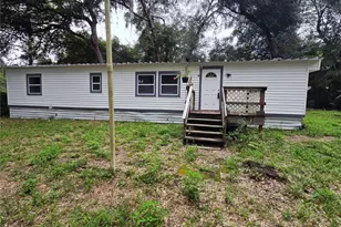 16905 SE 3rd Pl, Silver Springs, FL 34488 - Photo 1