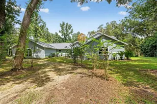 25 Lake Wood Cir, Ocala, FL 34482 - Photo 1