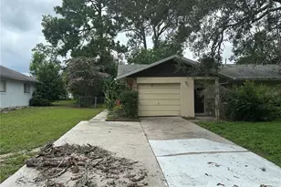 302 S Lincoln Ave, Beverly Hills, FL 34465 - Photo 1