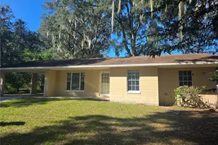 2213 NE 36th Pl, Ocala, FL 34479 - Photo 1