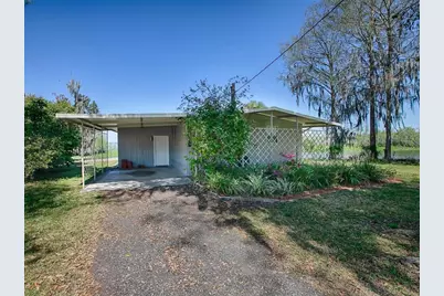426 NW 5th Road, Lake Panasoffkee, FL 33538 - Photo 1