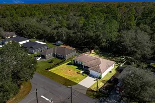 11 Fir Dr, Ocala, FL 34472 - Photo 1