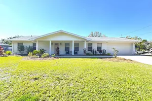 1004 SE 5th Ave, Crystal River, FL 34429 - Photo 1