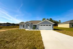 24 Locust Loop Pass, Ocala, FL 34472 - Photo 1