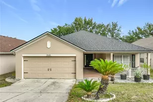 2045 Newtown Rd, Groveland, FL 34736 - Photo 1