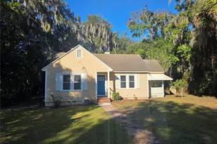 1023 NE 6th St, Ocala, FL 34470 - Photo 1