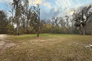 12626 SE 42nd Ct, Belleview, FL 34420 - Photo 1