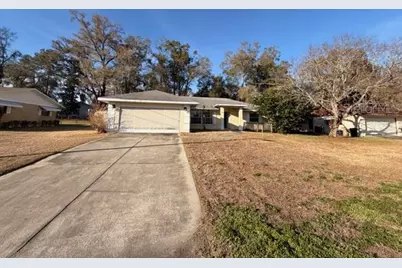 6215 SE 125th Place, Belleview, FL 34420 - Photo 1