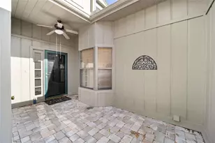 1906 SE Clatterbridge Road SE, Ocala, FL 34471 - Photo 1