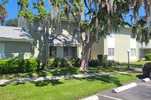 566 Fairways Cir, Ocala, FL 34472 - Photo 1