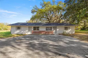 411 NE 26th Ct, Ocala, FL 34470 - Photo 1