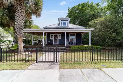 605 SE Tuscawilla Avenue, Ocala, FL 34471 - Photo 1