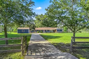2405 SE 157th Lane Rd, Summerfield, FL 34491 - Photo 1