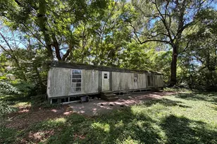 3610 NE 59th Ave, Silver Springs, FL 34488 - Photo 1
